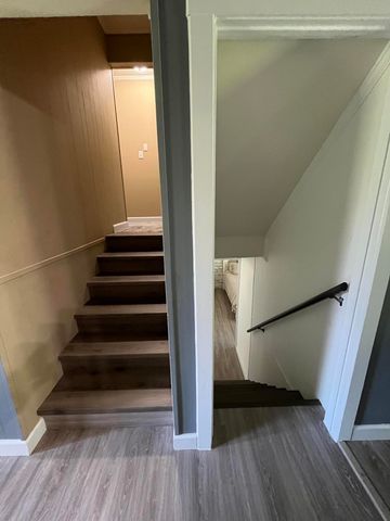 6740 Greenfield Drive, Paducah, KY 42003