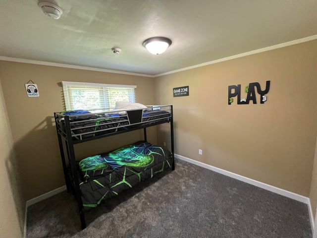 6740 Greenfield Drive, Paducah, KY 42003