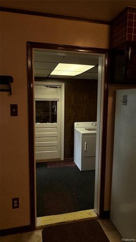 17009 Arlington Ave, Allen Park, MI 48101