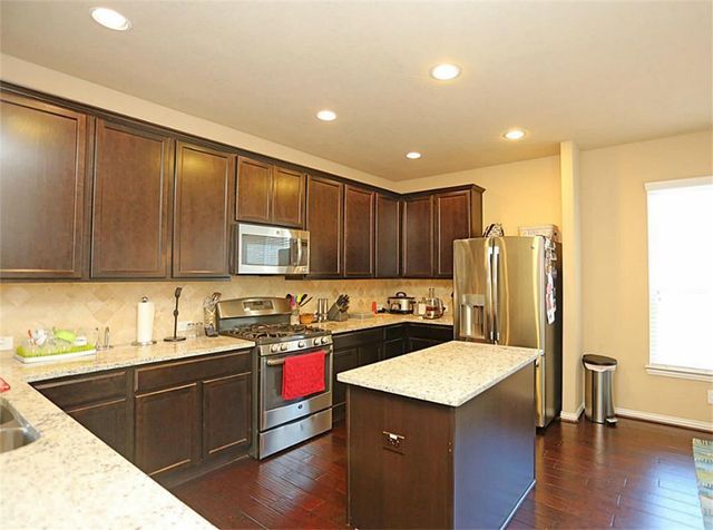 2710 Diamond Vista Lane, Rosharon, TX 77583