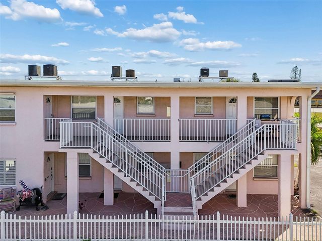 525 73RD AVE 5, St Pete Beach, FL 33706
