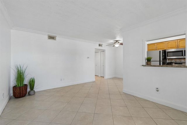 525 73RD AVE 5, St Pete Beach, FL 33706