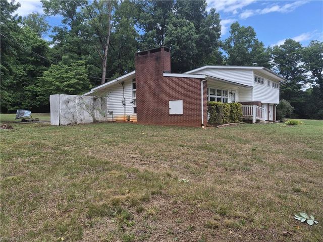 6230 Stanleyville Drive, Rural Hall, NC 27045