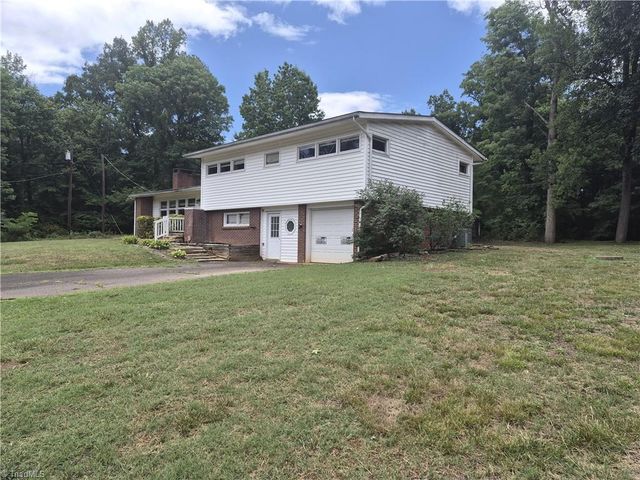 6230 Stanleyville Drive, Rural Hall, NC 27045