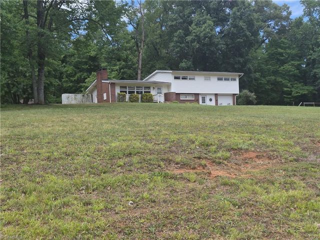 6230 Stanleyville Drive, Rural Hall, NC 27045