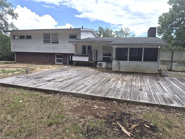 6230 Stanleyville Drive, Rural Hall, NC 27045