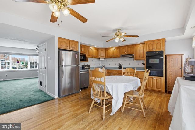 3074 SECANE PL, Philadelphia, PA 19154
