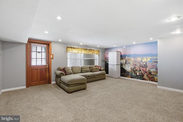 3074 SECANE PL, Philadelphia, PA 19154