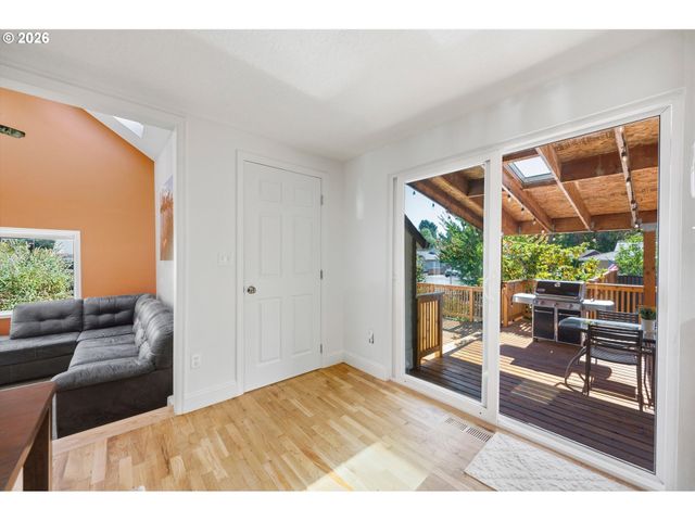 17811 Se COOK St, Milwaukie, OR 97267