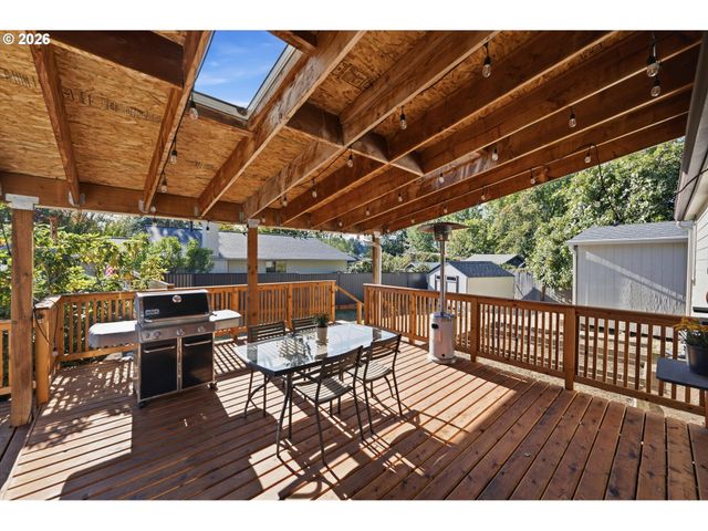 17811 Se COOK St, Milwaukie, OR 97267