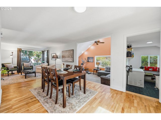 17811 Se COOK St, Milwaukie, OR 97267