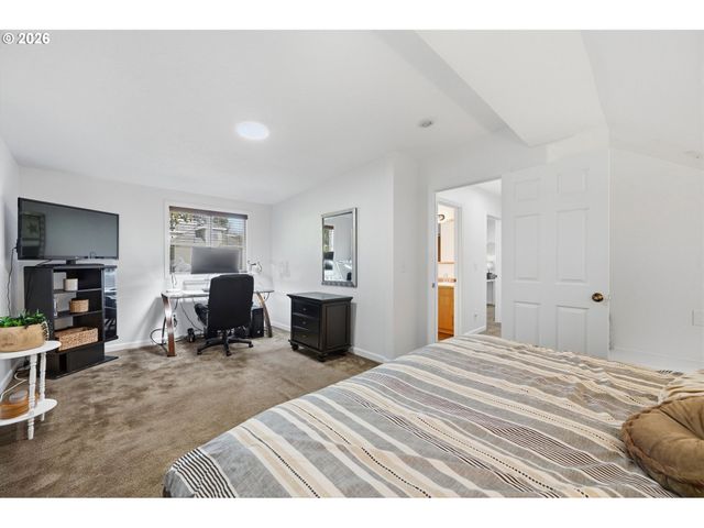 17811 Se COOK St, Milwaukie, OR 97267