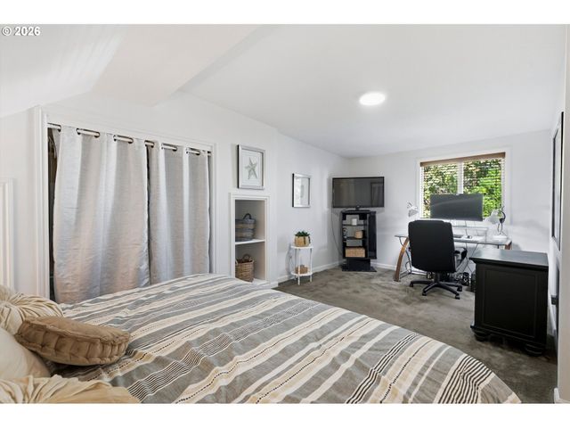 17811 Se COOK St, Milwaukie, OR 97267