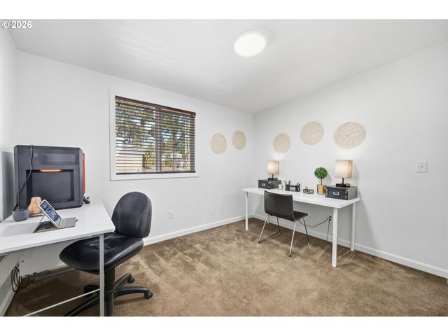 17811 Se COOK St, Milwaukie, OR 97267