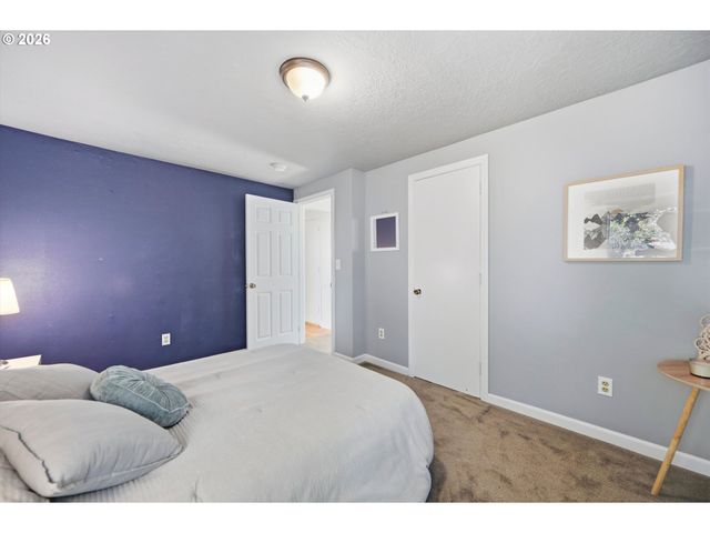 17811 Se COOK St, Milwaukie, OR 97267