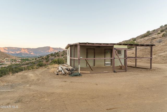 34625 Red Rover Mine Road, Acton, CA 93510