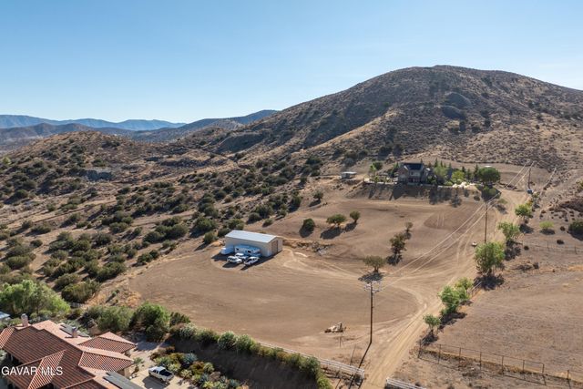 34625 Red Rover Mine Road, Acton, CA 93510