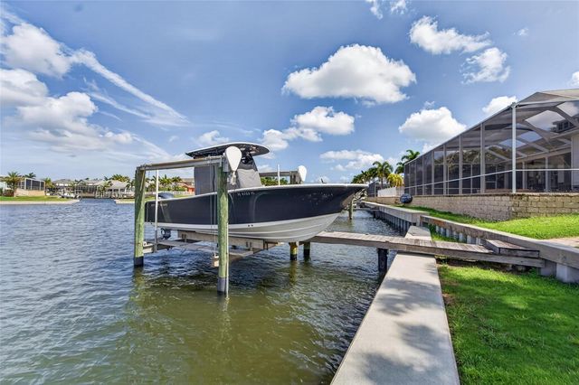 5722 SEA TROUT PLACE, Apollo Beach, FL 33572