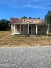 613 Poplar Street, Goldsboro, NC 27530