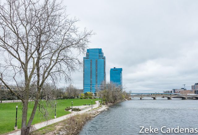335 Bridge Street Nw 901, City Of Grand Rapids, MI 49504