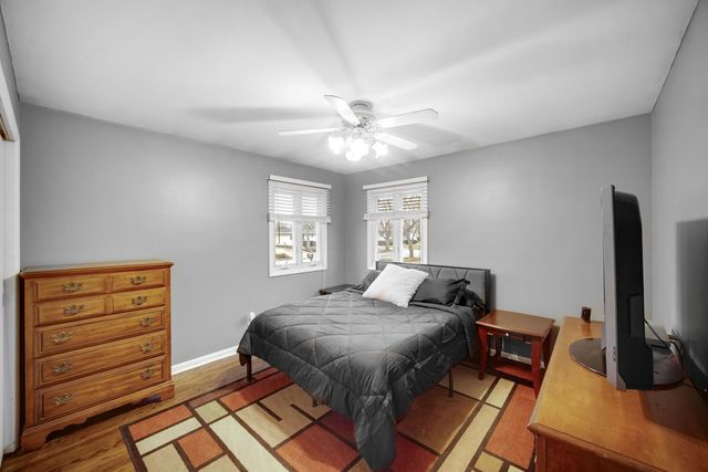 9418 Cleveland Street, Crown Point, IN 46307