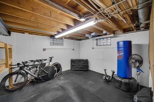 9418 Cleveland Street, Crown Point, IN 46307