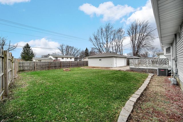 9418 Cleveland Street, Crown Point, IN 46307