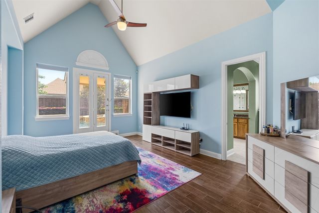 1005 High Hawk Trail, Euless, TX 76039