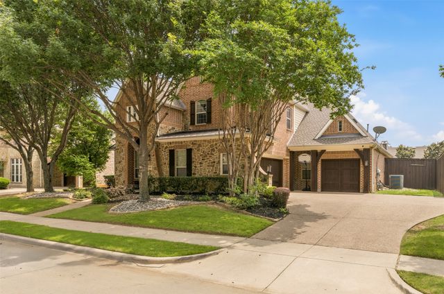 1005 High Hawk Trail, Euless, TX 76039