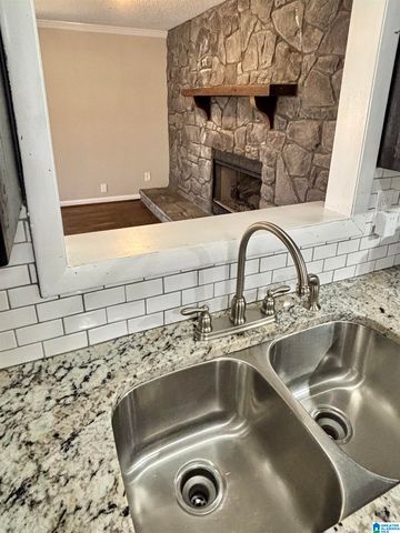 525 27TH AVENUE NW, Center Point, AL 35215