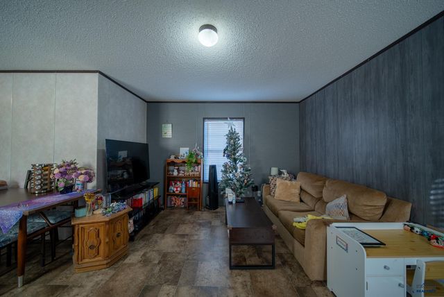 1515 E ST PATRICK, Rapid City, SD 57701