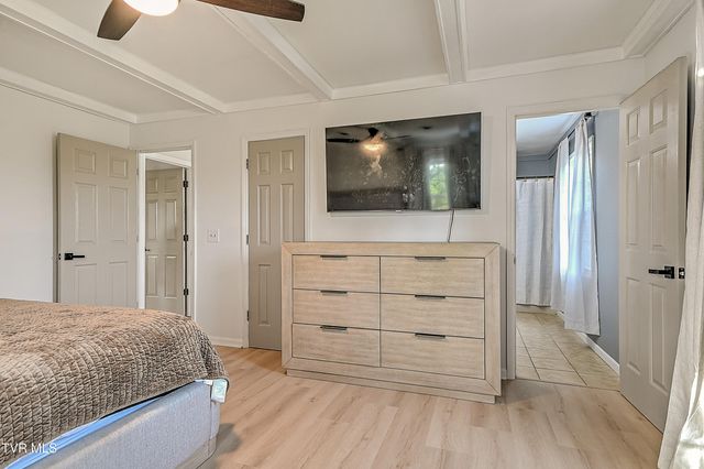 1420 Ruthbrooke Drive, Mount Carmel, TN 37645