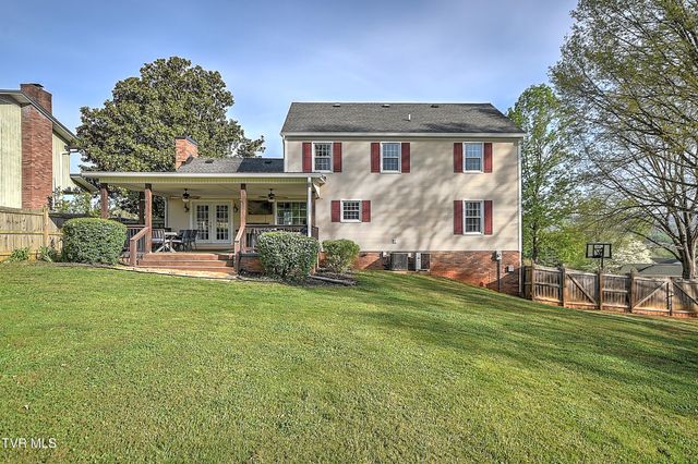 1420 Ruthbrooke Drive, Mount Carmel, TN 37645