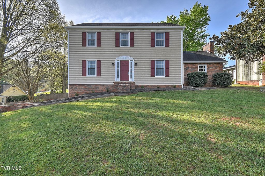 1420 Ruthbrooke Drive, Mount Carmel, TN 37645