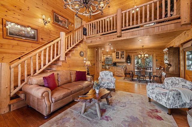 245 Davenport Mountain Road, Blue Ridge, GA 30513