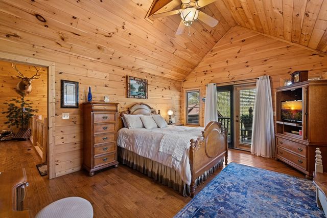 245 Davenport Mountain Road, Blue Ridge, GA 30513