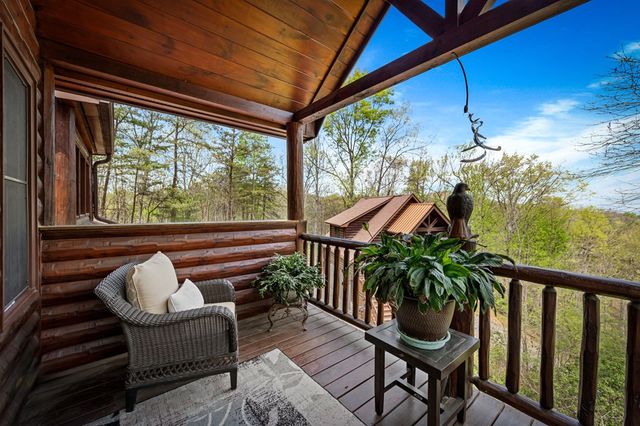 245 Davenport Mountain Road, Blue Ridge, GA 30513