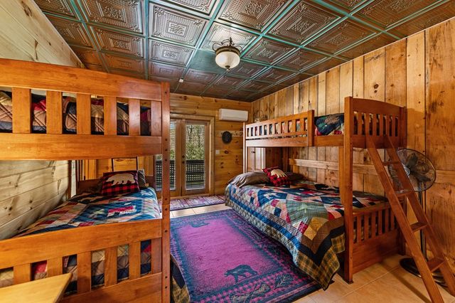 245 Davenport Mountain Road, Blue Ridge, GA 30513