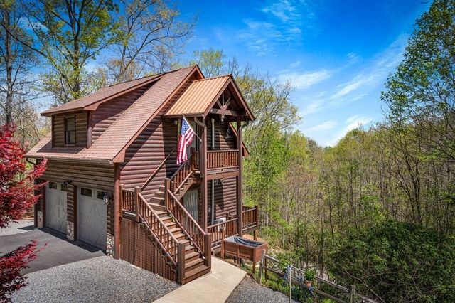 245 Davenport Mountain Road, Blue Ridge, GA 30513