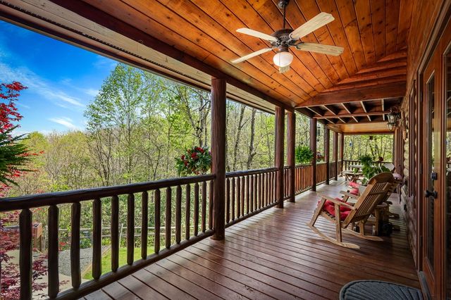245 Davenport Mountain Road, Blue Ridge, GA 30513