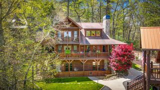 245 Davenport Mountain Road, Blue Ridge, GA 30513