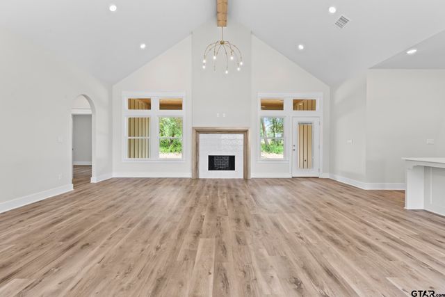 17300 Woodcrest Circle, Lindale, TX 75771