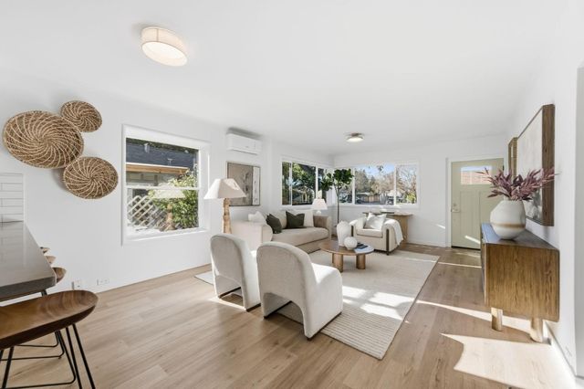 711 Roosevelt Avenue, Redwood City, CA 94061