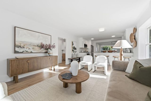 711 Roosevelt Avenue, Redwood City, CA 94061