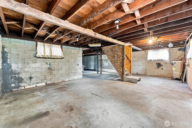 7955 29th Avenue SW, Seattle, WA 98126