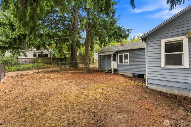 7955 29th Avenue SW, Seattle, WA 98126