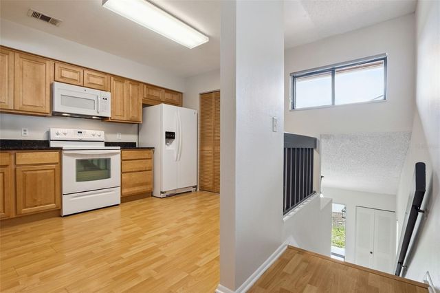 2901 CLUBVIEW DRIVE U1, Orlando, FL 32822