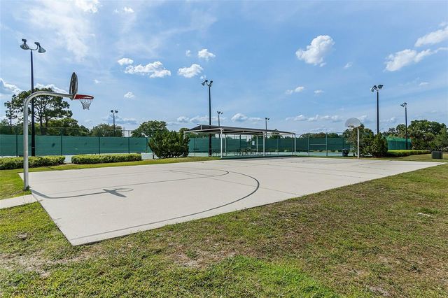 2901 CLUBVIEW DRIVE U1, Orlando, FL 32822