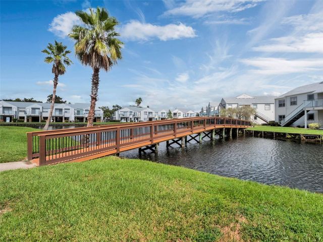 2901 CLUBVIEW DRIVE U1, Orlando, FL 32822