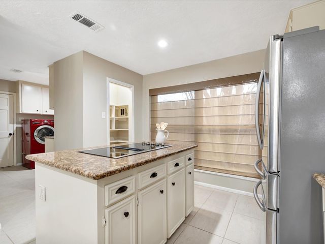 4330 Shady Springs Drive, Seabrook, TX 77586